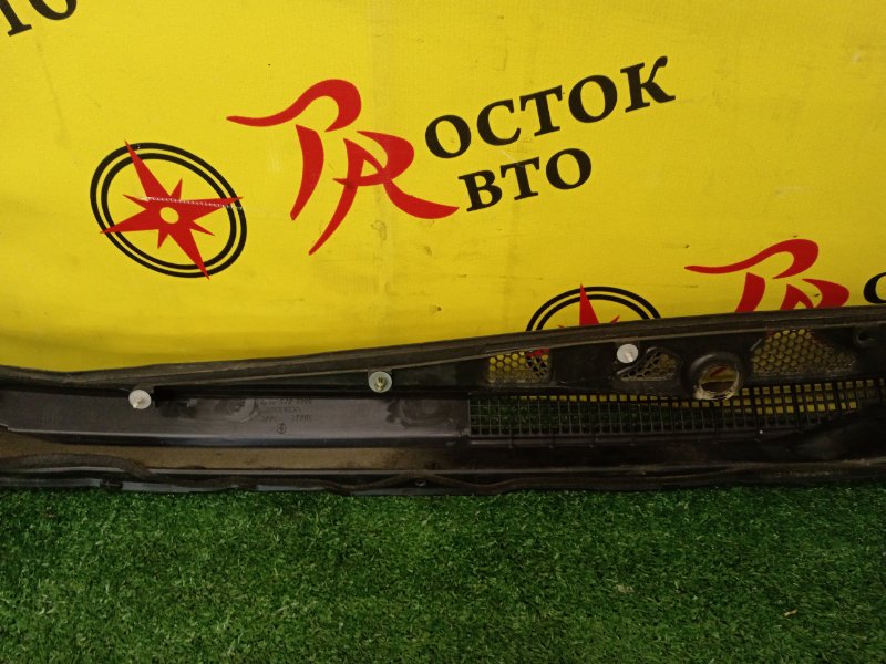 Решетка под лобовое стекло, 500 рублей, Красноярск