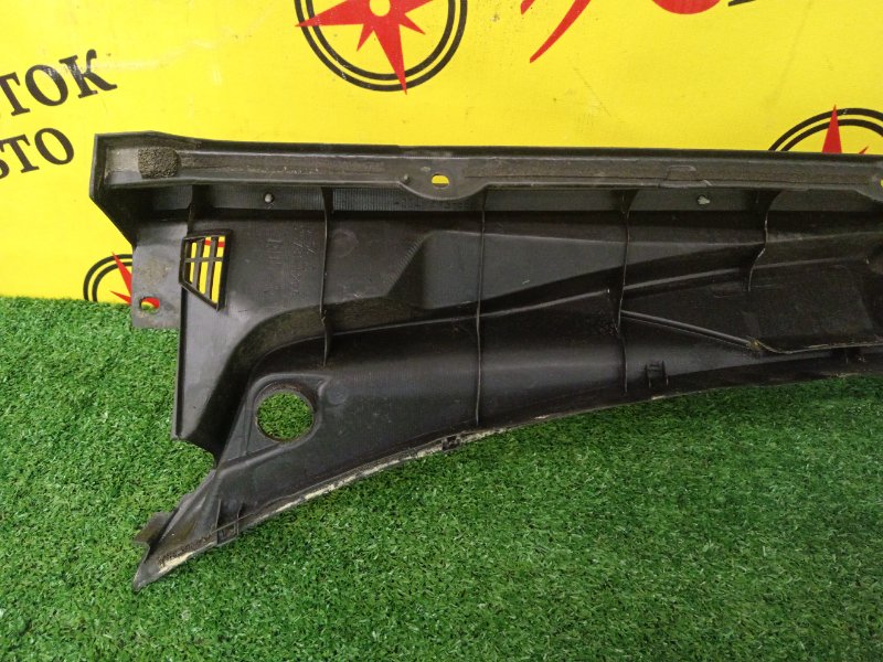 Решетка под лобовое стекло, 200 рублей, Красноярск