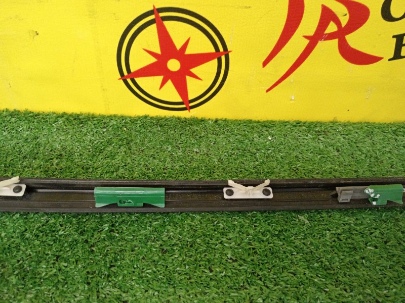 Молдинг лобового стекла, 2400 рублей, Красноярск