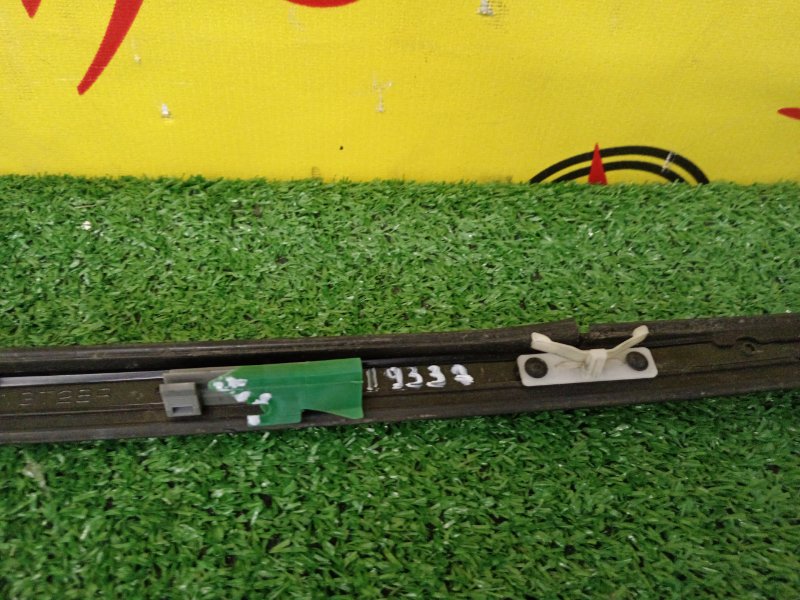 Молдинг лобового стекла, 2400 рублей, Красноярск