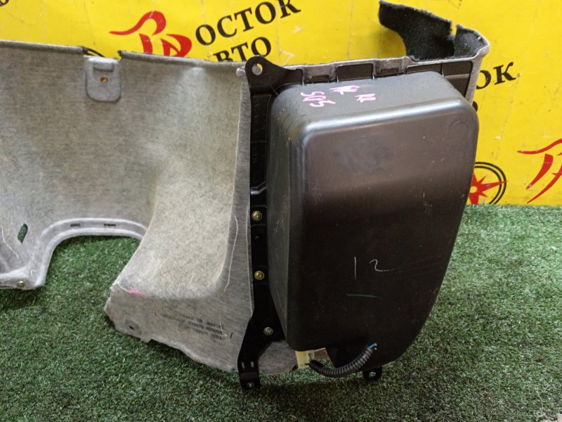 Обшивка багажника, 1500 рублей, Красноярск