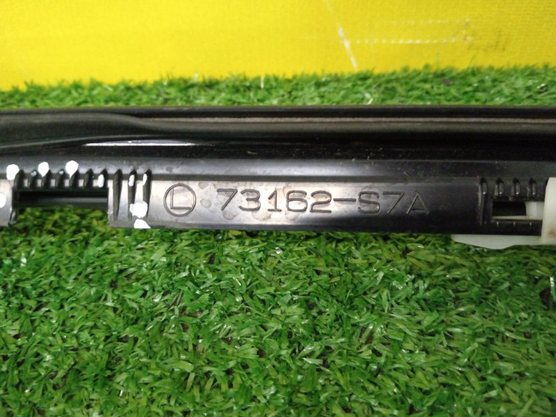 Молдинг лобового стекла, 2500 рублей, Красноярск