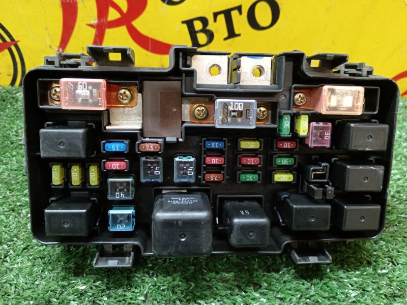 Блок предохранителей под капот, 1000 рублей, Красноярск