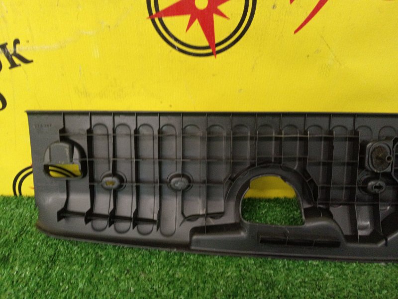 накладка багажника, 2000 рублей, Красноярск