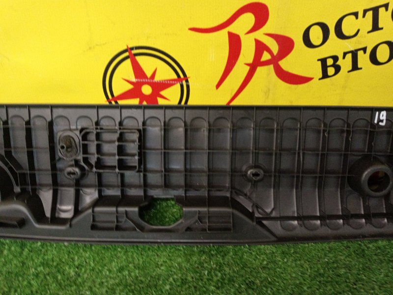 накладка багажника, 2000 рублей, Красноярск