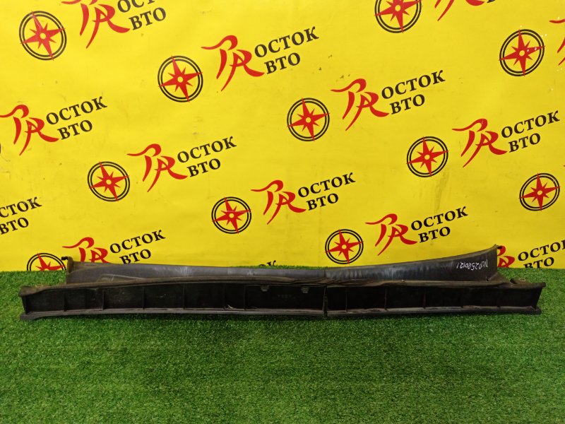 Решетка под лобовое стекло, 300 рублей, Красноярск