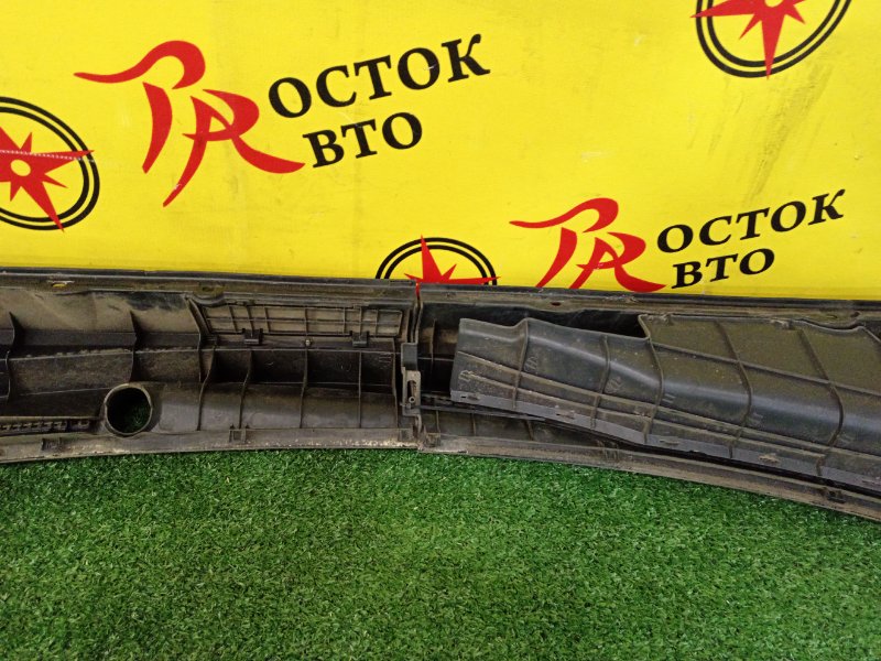 Решетка под лобовое стекло, 300 рублей, Красноярск