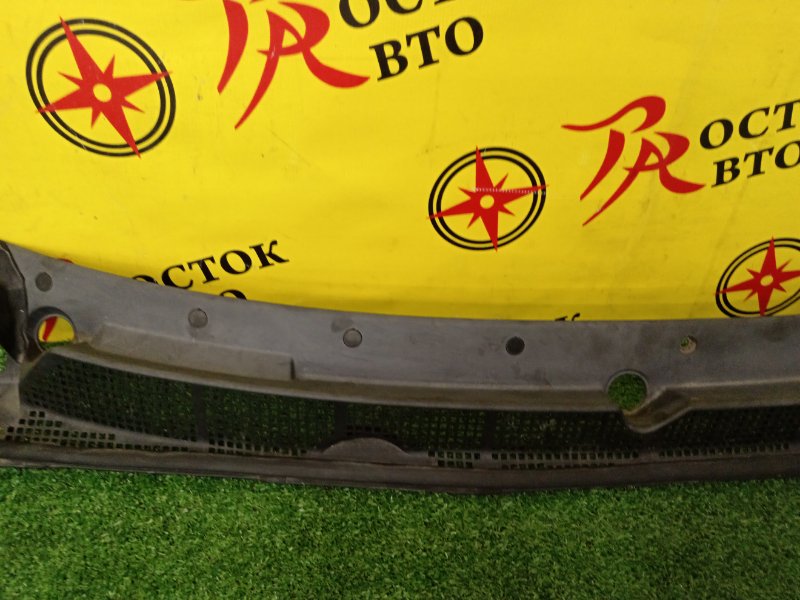 Решетка под лобовое стекло, 2000 рублей, Красноярск