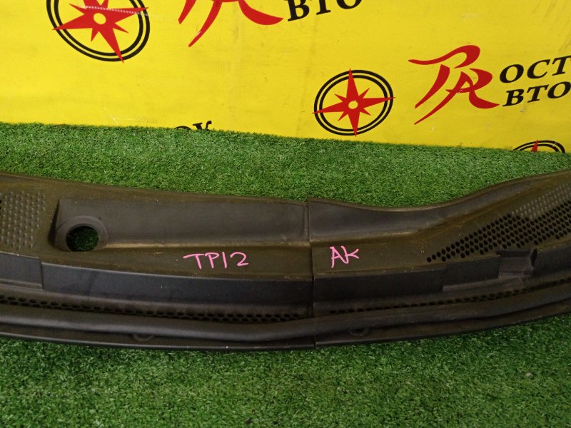 Решетка под лобовое стекло, 300 рублей, Красноярск