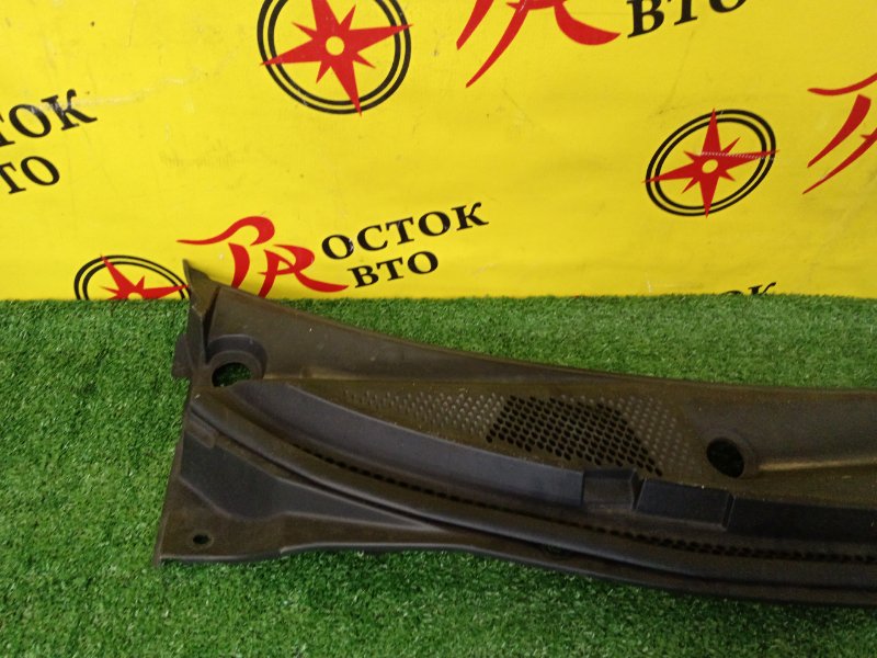 Решетка под лобовое стекло, 300 рублей, Красноярск