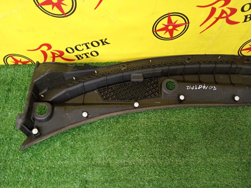 Решетка под лобовое стекло, 300 рублей, Красноярск