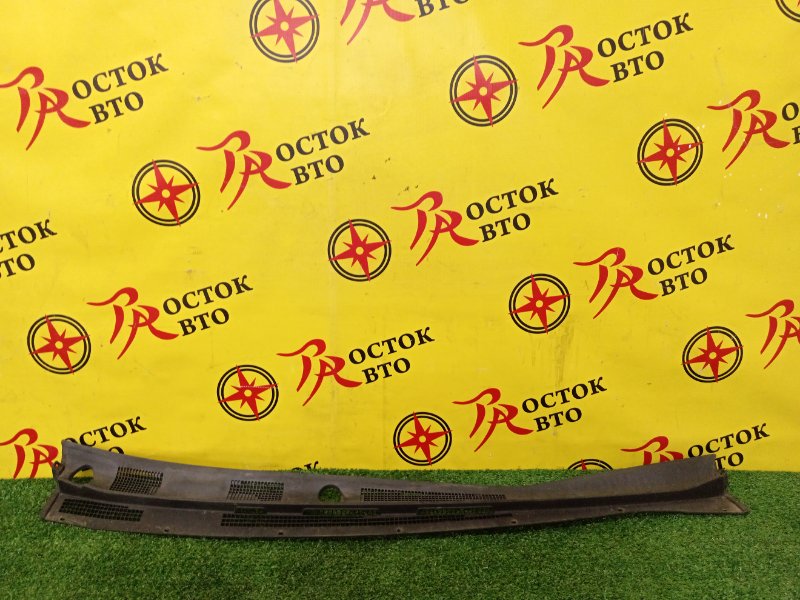 Решетка под лобовое стекло, 500 рублей, Красноярск