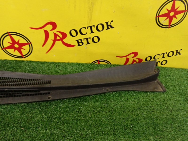 Решетка под лобовое стекло, 500 рублей, Красноярск