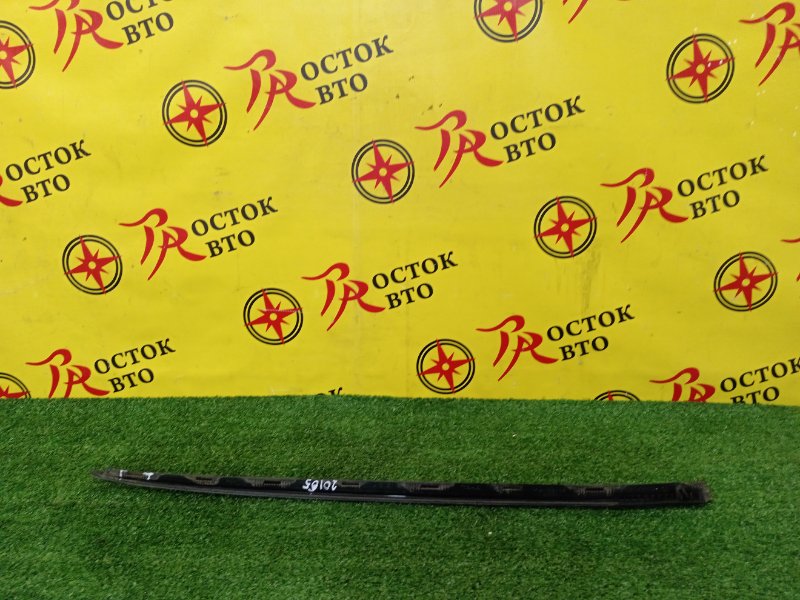 Молдинг лобового стекла, 2500 рублей, Красноярск