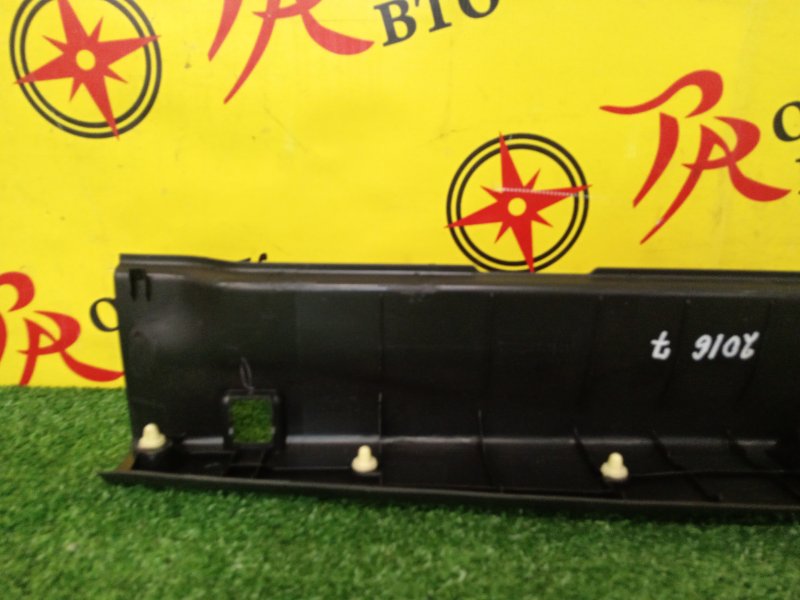 накладка багажника, 500 рублей, Красноярск