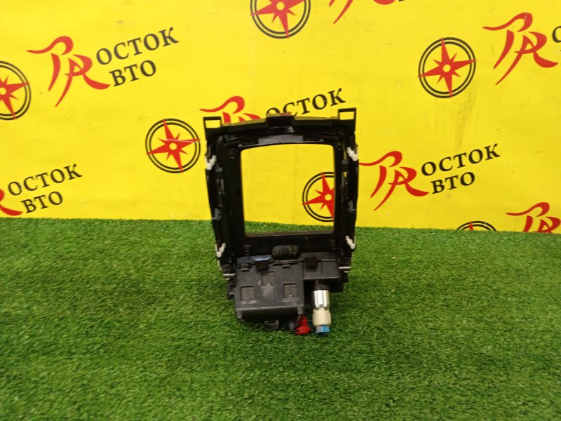 Консоль КПП, 700 рублей, Красноярск