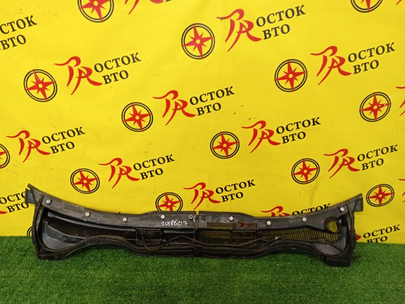 Решетка под лобовое стекло, 500 рублей, Красноярск