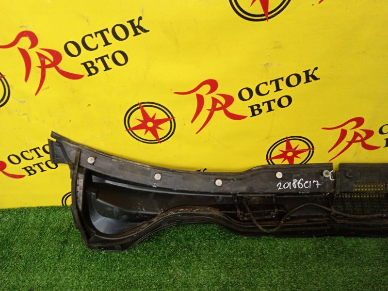 Решетка под лобовое стекло, 500 рублей, Красноярск