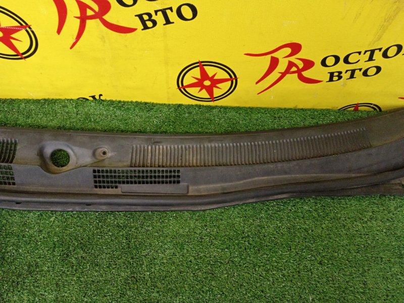 Решетка под лобовое стекло, 200 рублей, Красноярск