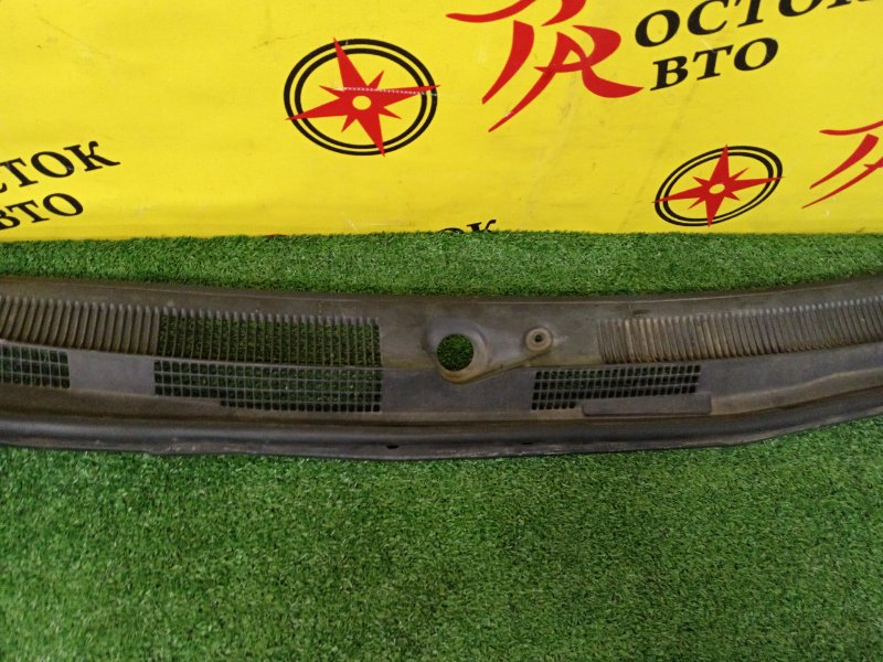 Решетка под лобовое стекло, 200 рублей, Красноярск