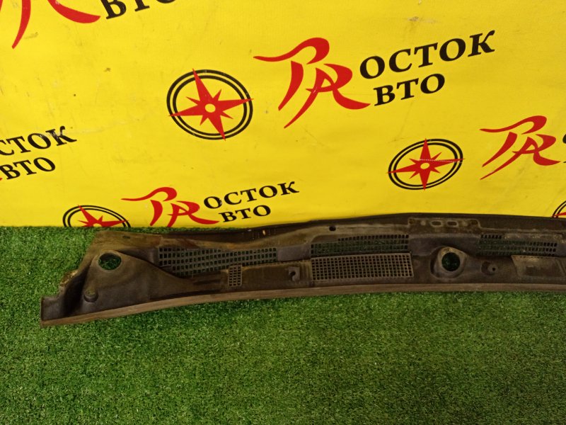 Решетка под лобовое стекло, 200 рублей, Красноярск