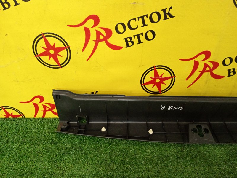 накладка багажника, 500 рублей, Красноярск