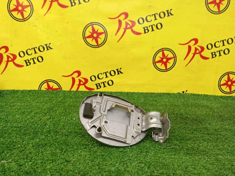 Лючок топливного бака, 500 рублей, Красноярск