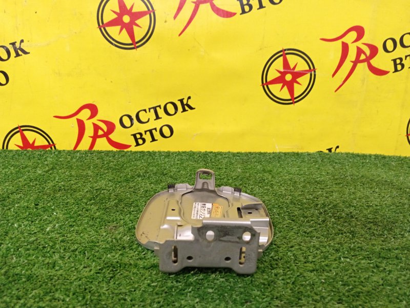 Лючок топливного бака, 300 рублей, Красноярск