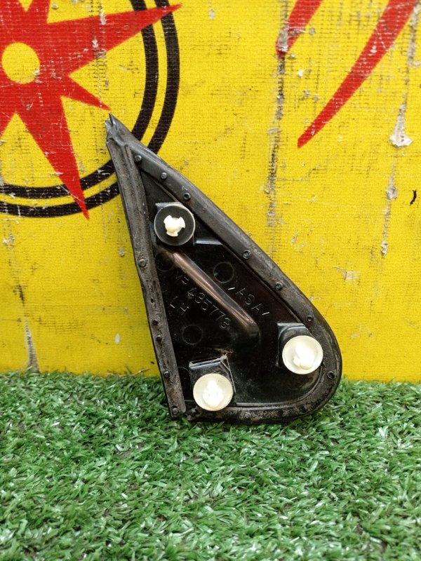 уголок крыла, 300 рублей, Красноярск