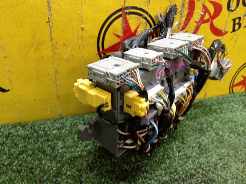 Блок предохранителей салонный, 1000 рублей, Красноярск