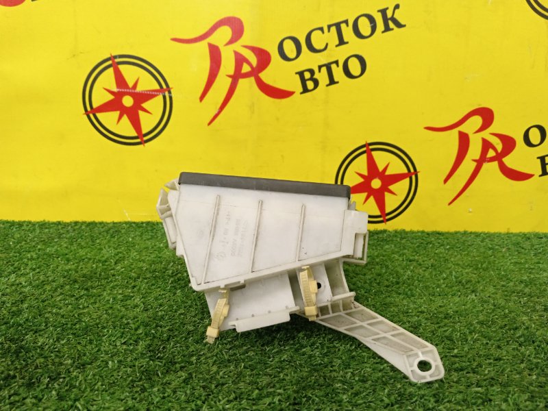 Блок предохранителей под капот, 2000 рублей, Красноярск