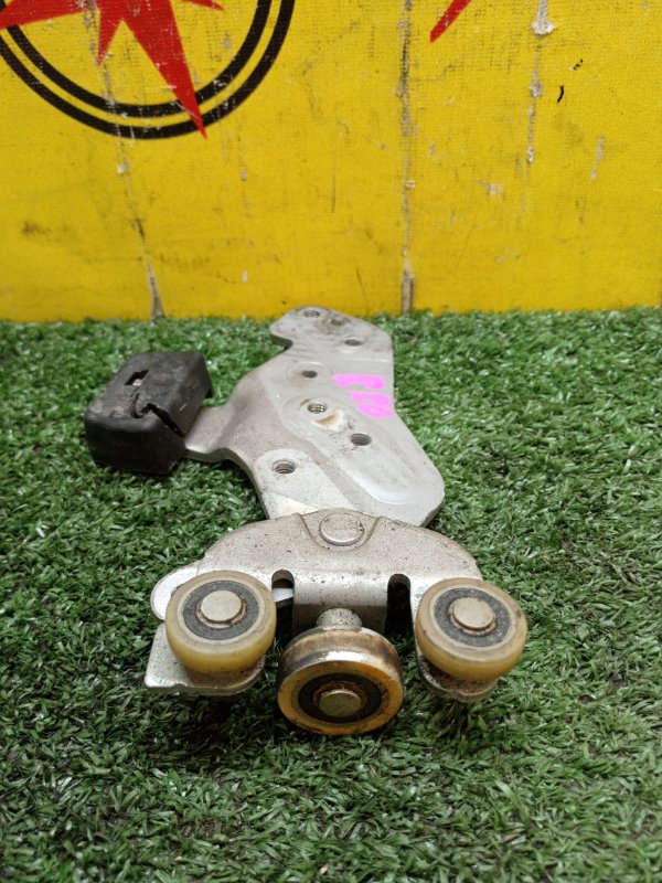 Ролик раздвижной двери, 800 рублей, Красноярск