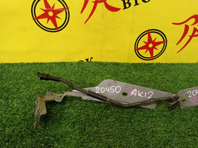 Петля капота, 300 рублей, Красноярск