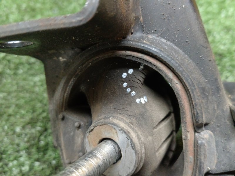 Подушка двигателя, 800 рублей, Красноярск