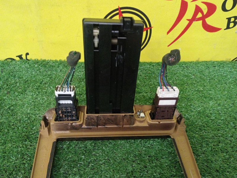 Консоль магнитофона, 800 рублей, Красноярск