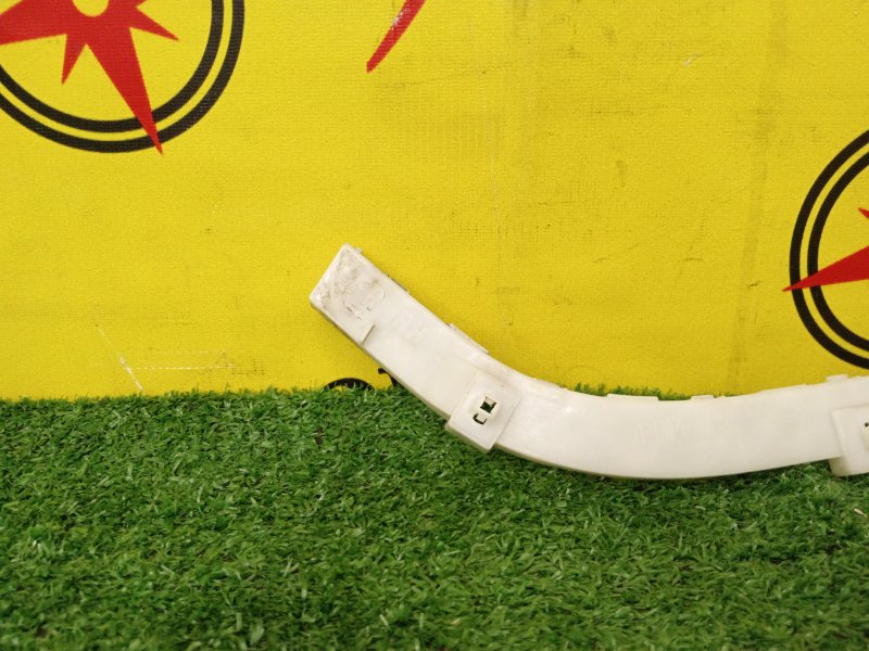 Клипса бампера, 1000 рублей, Красноярск