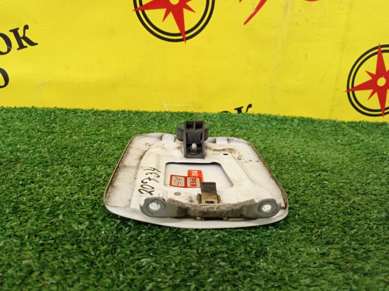 Лючок топливного бака, 500 рублей, Красноярск