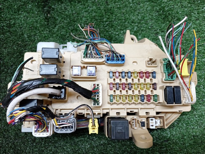 Блок предохранителей салонный, 2500 рублей, Красноярск