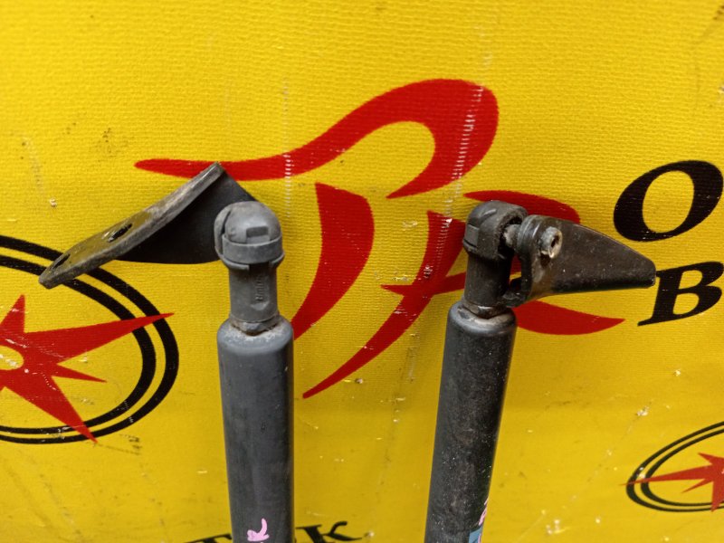 Амортизатор двери багажника, 500 рублей, Красноярск