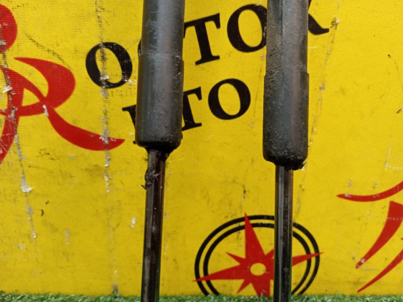 Амортизатор двери багажника, 500 рублей, Красноярск