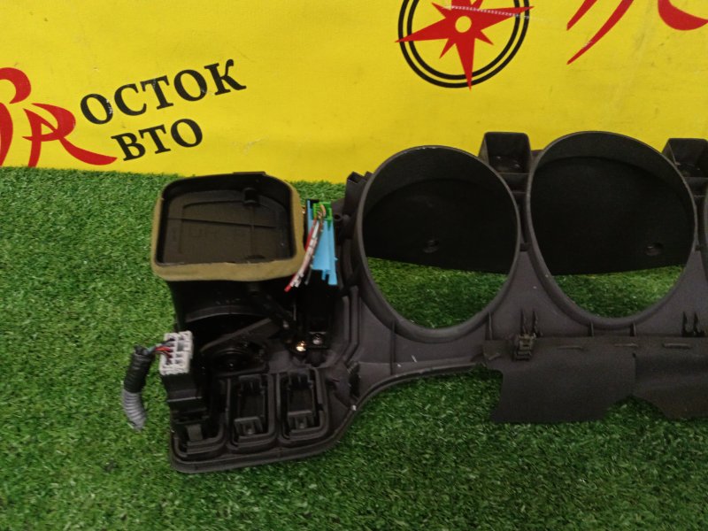 Консоль панели приборов, 1800 рублей, Красноярск