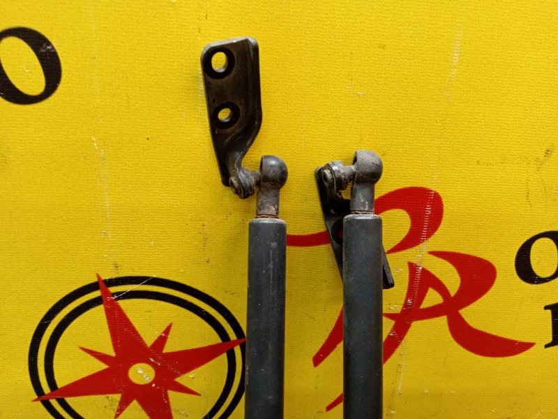 Амортизатор двери багажника, 300 рублей, Красноярск