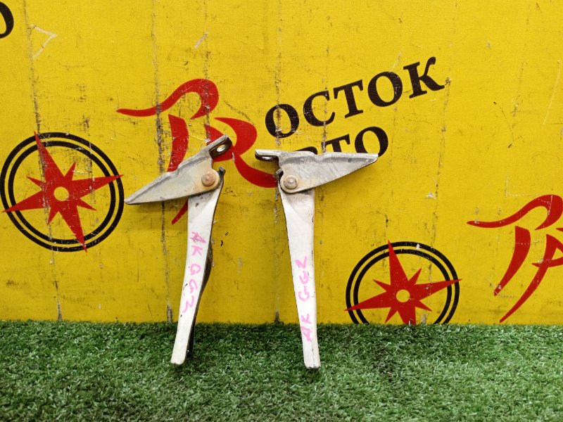 Петля капота, 200 рублей, Красноярск