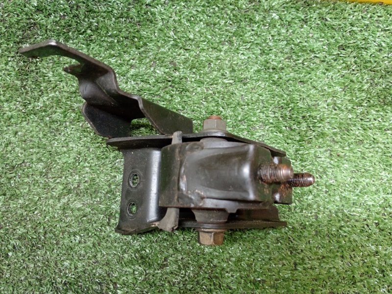 Подушка двигателя, 800 рублей, Красноярск