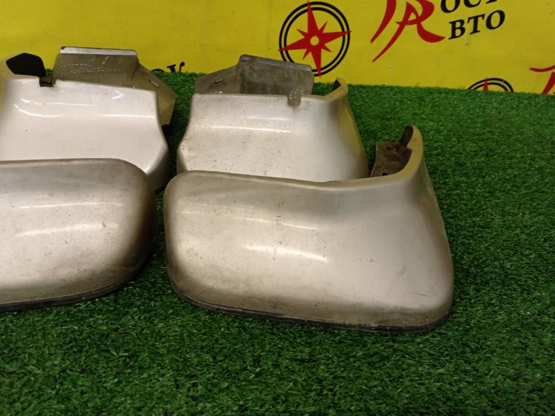 Брызговик, 1400 рублей, Красноярск