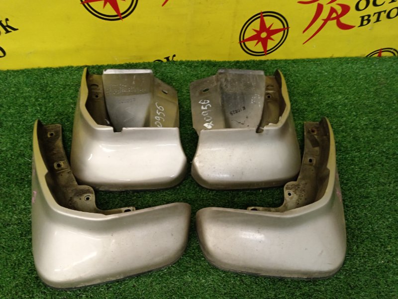 Брызговик, 1400 рублей, Красноярск