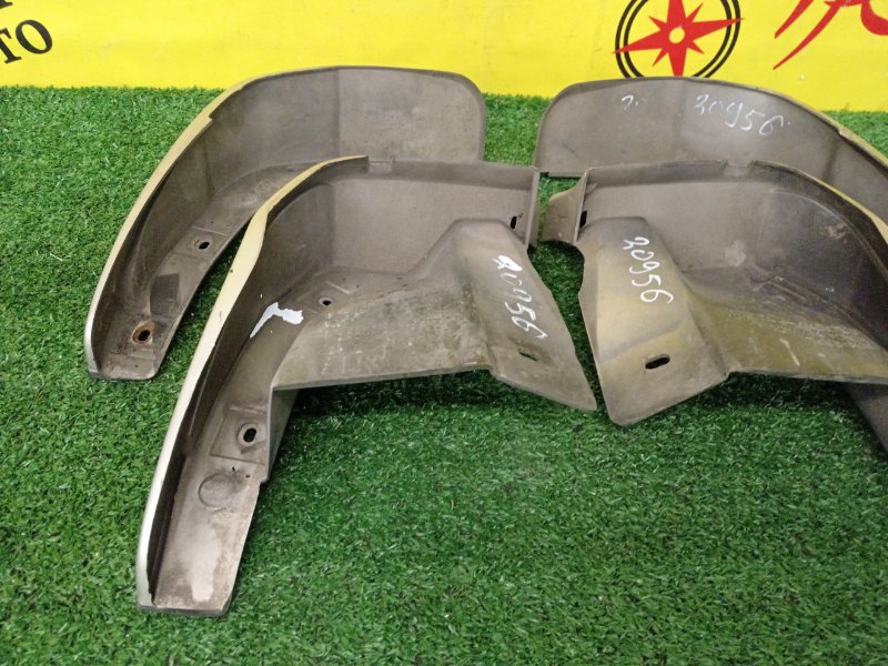 Брызговик, 1400 рублей, Красноярск