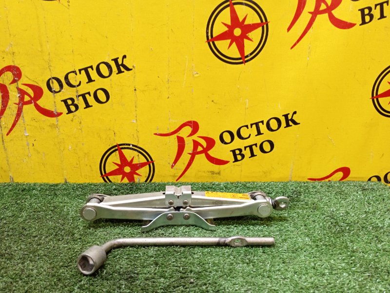 Домкрат, 1000 рублей, Красноярск