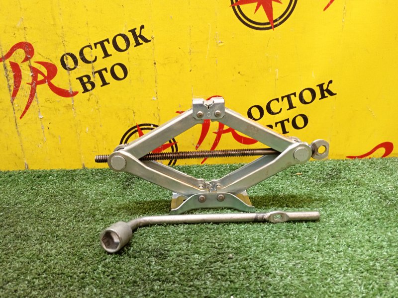 Домкрат, 1000 рублей, Красноярск