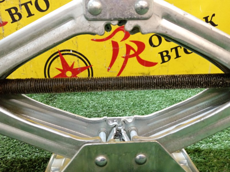 Домкрат, 1500 рублей, Красноярск